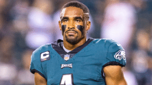Quarterbacks To Target And Avoid In 2025 Best Ball Drafts