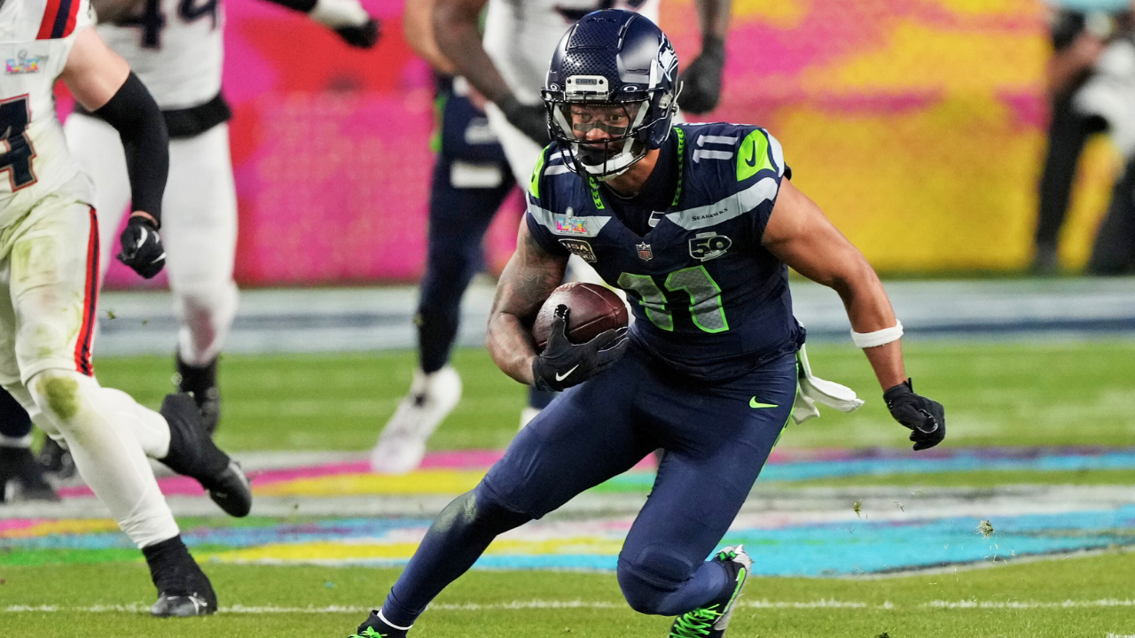 23-Year-Old Receiver Rakes In 272 Votes to Claim Offensive Player of the Year