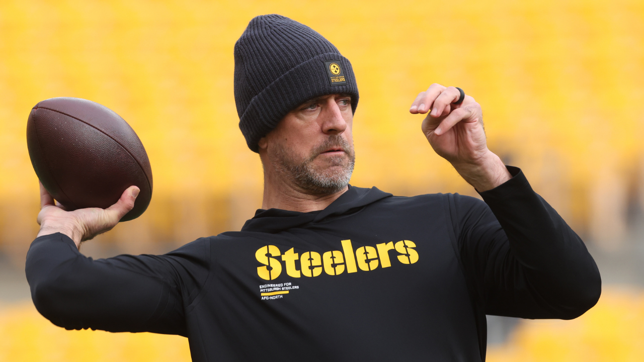 4-Time MVP Branded ‘Bridge Quarterback’ As 7-Game Playoff Drought Forces Pittsburgh’s Hand