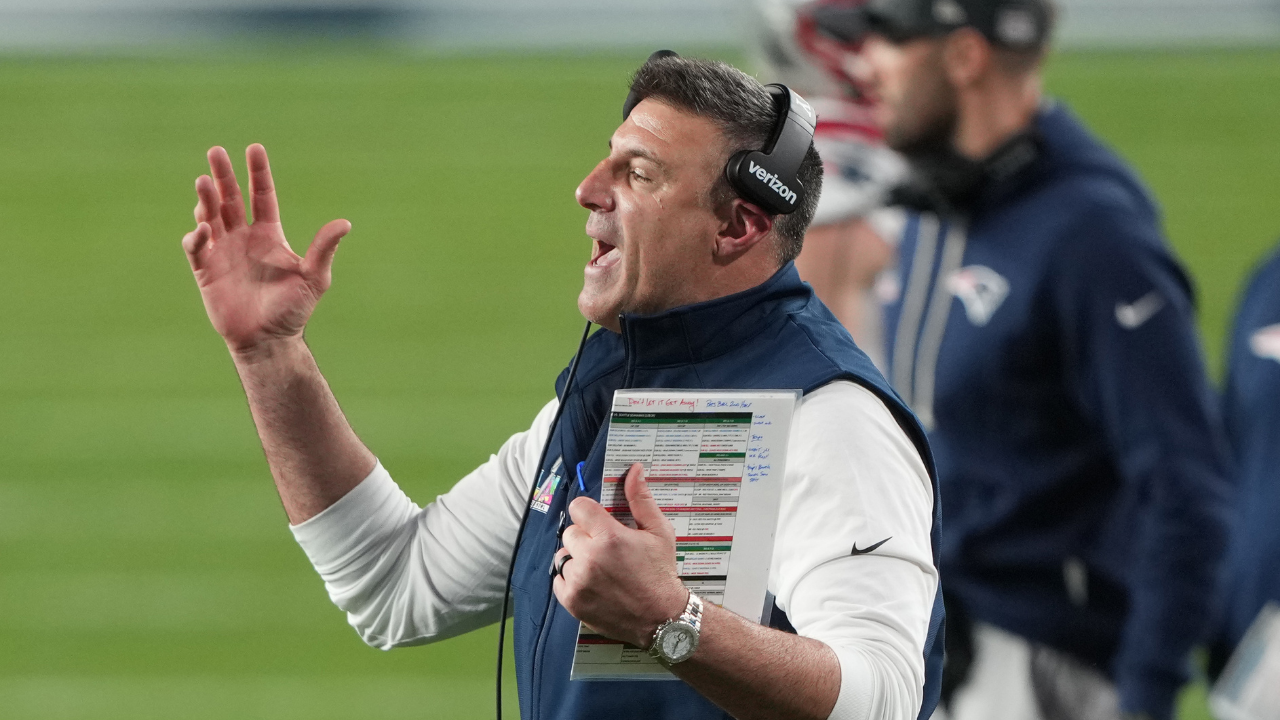 Fans Bench Patriots’ Top Draft Pick ‘Indefinitely’ After Super Bowl Disaster