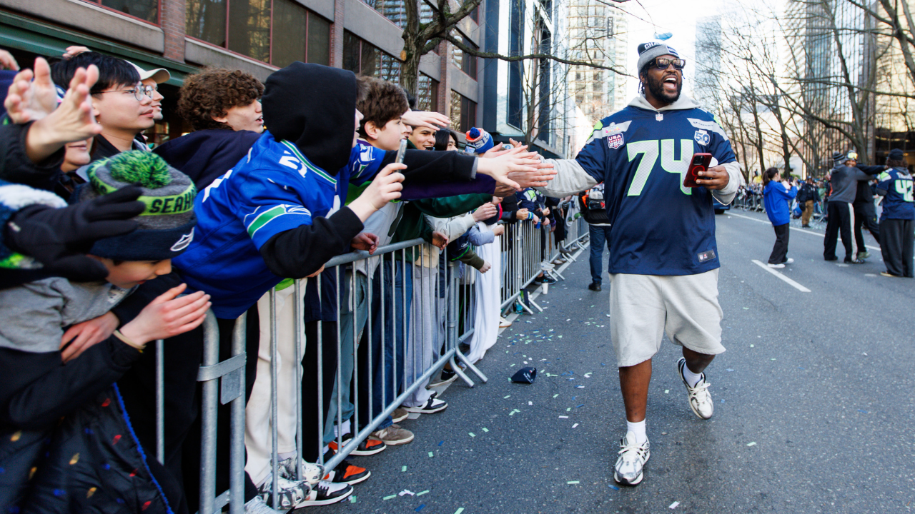 Seahawks Poach 49ers Coach With Zero Play-Calling Experience Based On His ‘Shanahan’ System