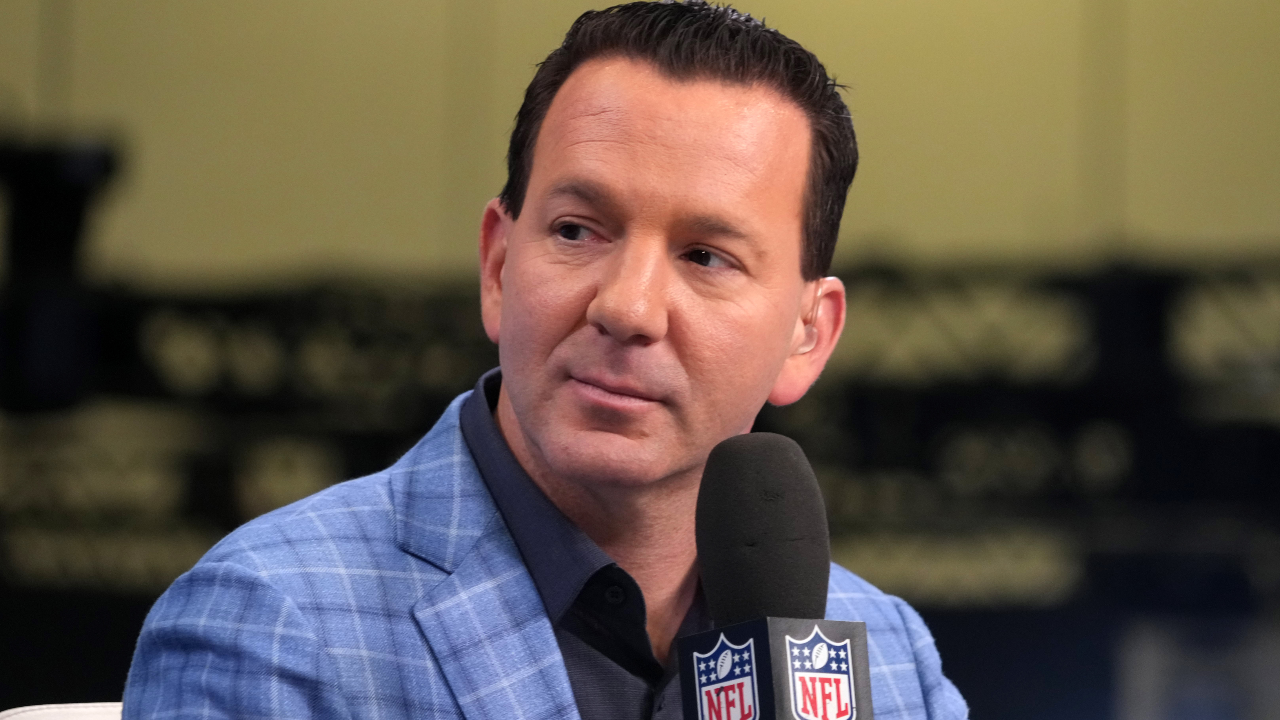 ESPN Keeps NFL’s Top Insider ‘In The Dark’ Weeks Before Contract Expires