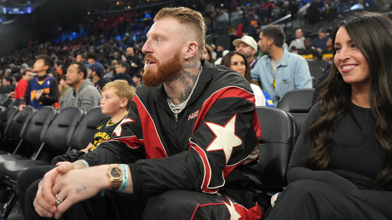 5-Time Pro Bowler Benched Against His Will Now Demands Trade As Raiders Set 2-First-Round Price Tag