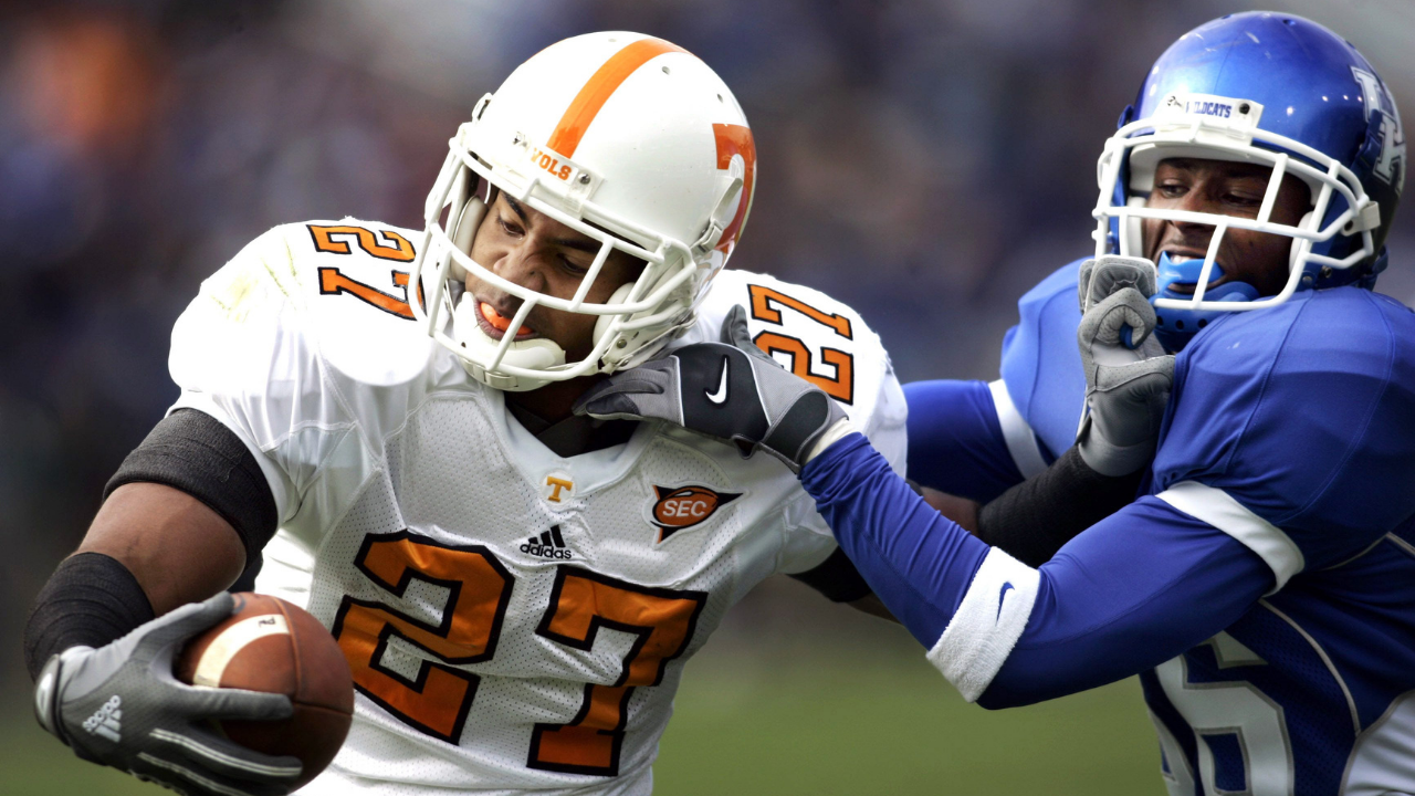 Top 10 Players With the Most Super Bowl Rushing Yards