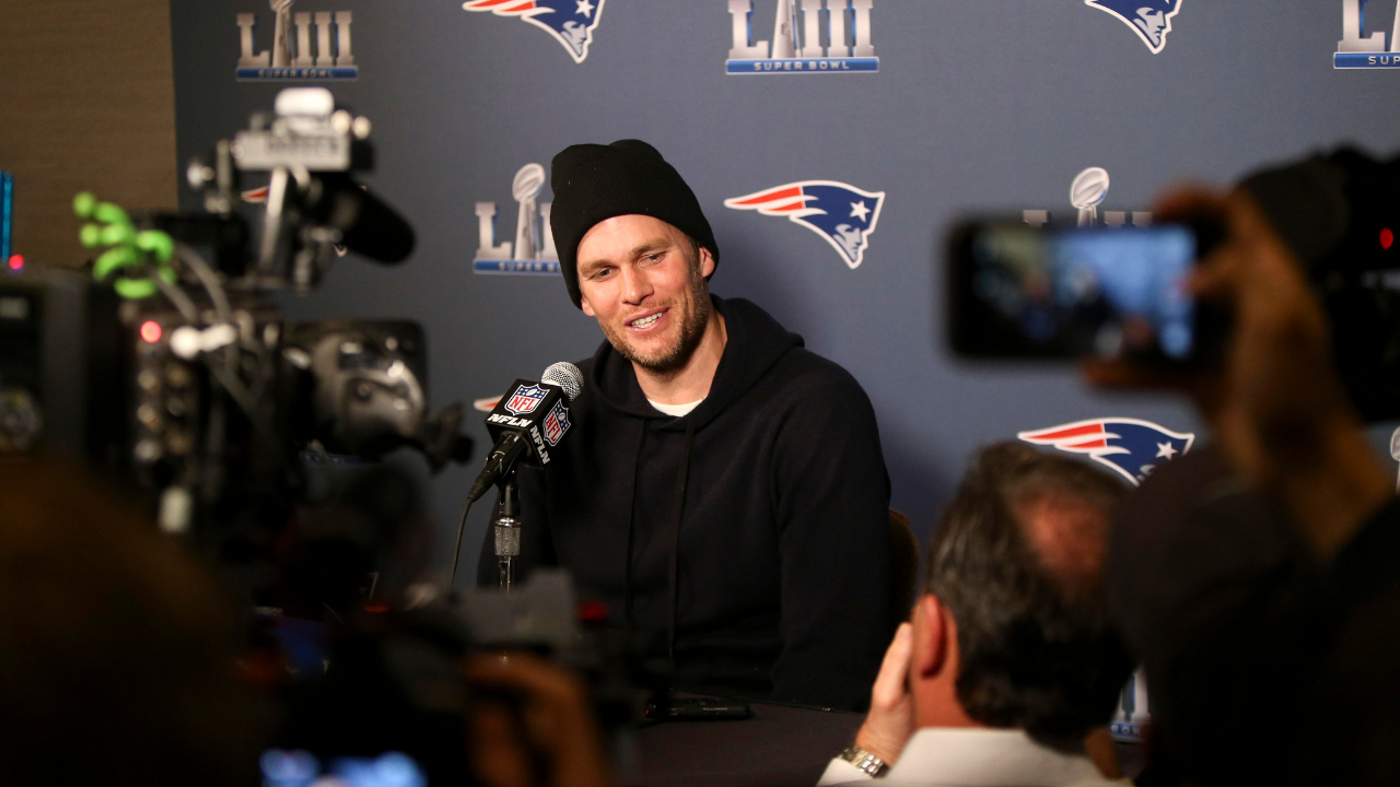 Brady Calls 1,714-Tackle David “One of a Kind” as the Last Buccaneer Dynasty Piece Retires