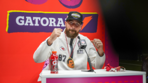 Chiefs Just Made A Travis Kelce Decision That Has The Entire NFL Talking