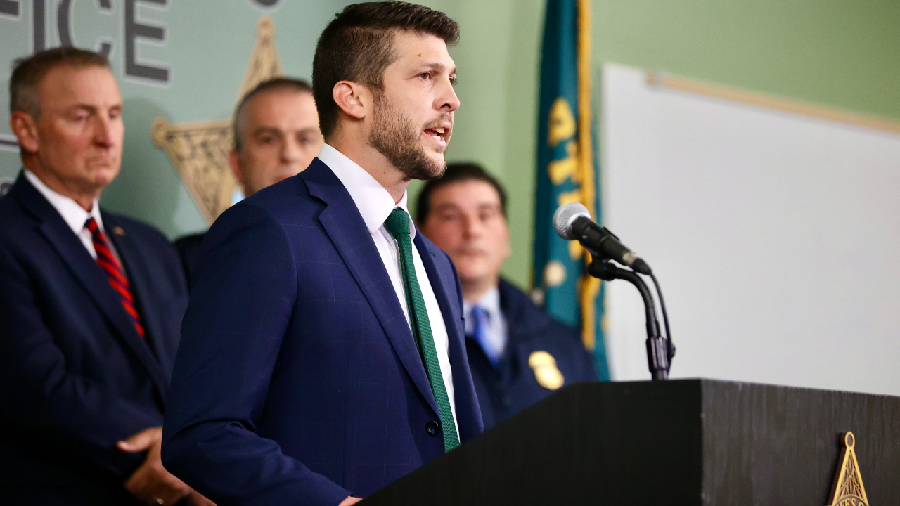 Florida Orders NFL To Kill 23-Year-Old DEI Rule By May 1—3 Teams Face Deadline