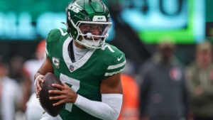 Chiefs bring in former first-round QB as starting option for 2026