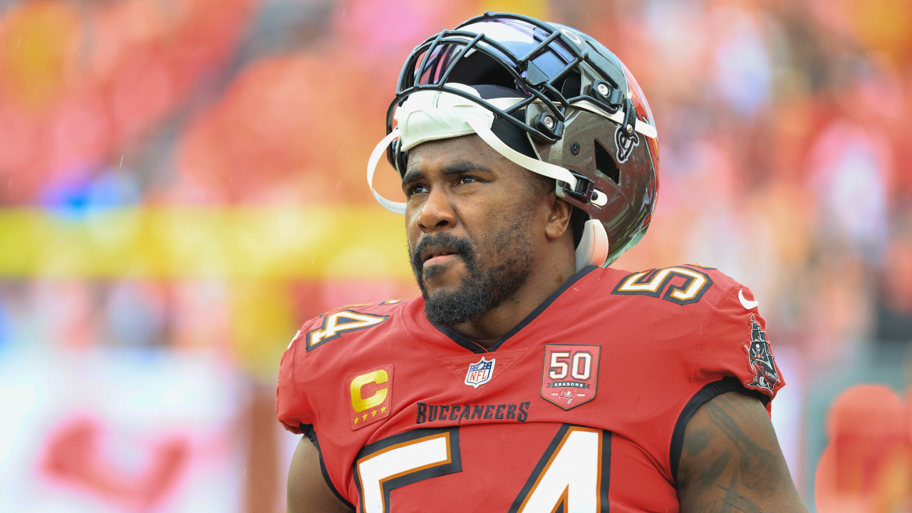 Bucs’ Lavonte David Retires With 1,714 Tackles and Still Might Not Make the Hall of Fame