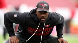 Lavonte David Retires Holding 3 All-Time Buccaneers Records Nobody Has Ever Come Close To
