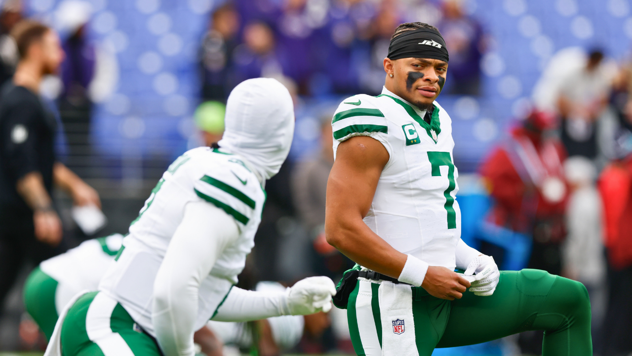 Jets Spent $47M On Justin Fields Then Paid $7M More To Dump Him On The Chiefs