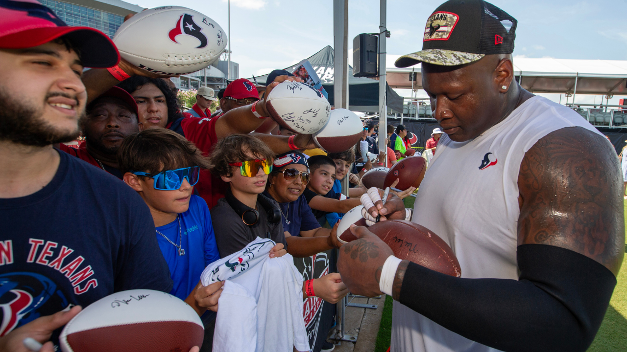 Commanders Bet $60M Extension And Draft Picks On One Tackle In Massive Offseason Gamble