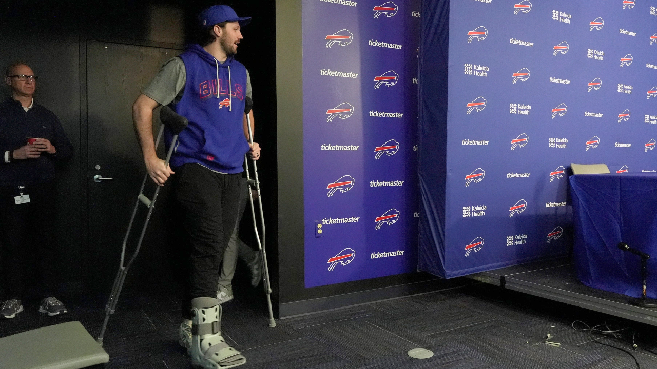 Bills’ ‘Built Different’ MVP Broke His Foot In Week 16 And Never Missed A Snap—139 Straight Starts
