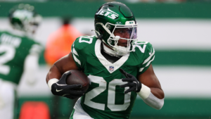 Player Posts ‘Bet On Myself’ Hours After Jets Force $14M Tag As $62M Extension Talks Collapse