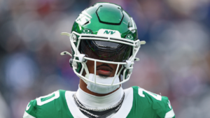 Jets Keep Breece Hall Off Open Market With $14.3M Franchise Tag After Interest From Multiple Teams