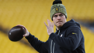 Kansas State Paid Its Freshman Backup More Than Its Big 12 Champion QB