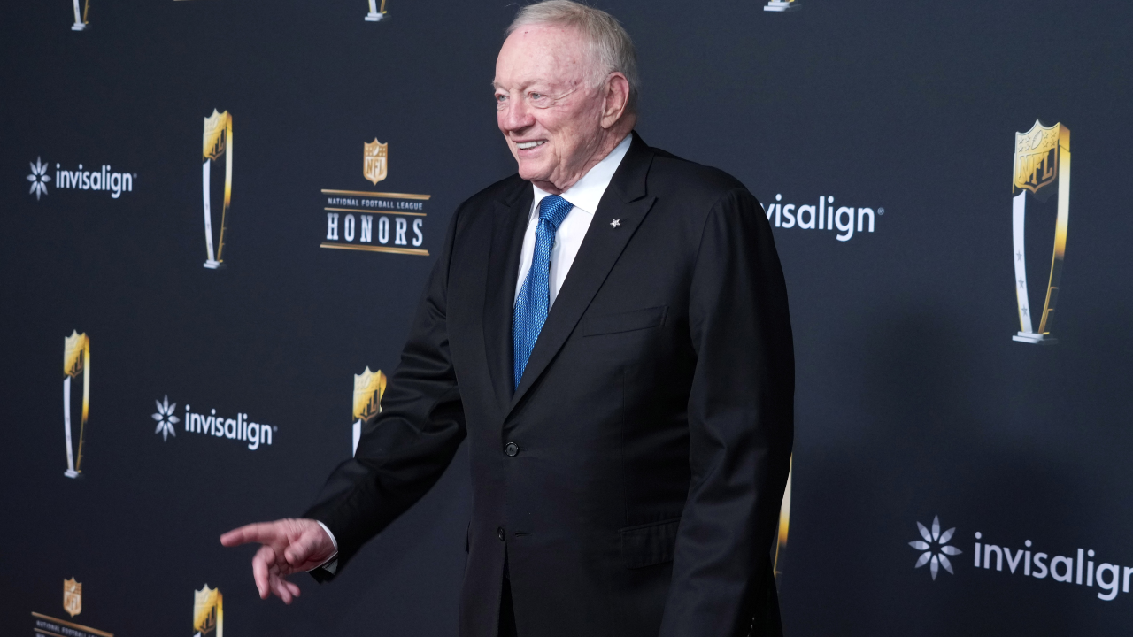 Jerry Jones’ $23B NFL Wants One More Game From 1,600 Players—Their Union Says ‘No Appetite’