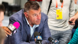 Patriots’ Vrabel Goes Dark 9 Days Before NFL Draft After 9.3M People See Him At Resort With Reporter