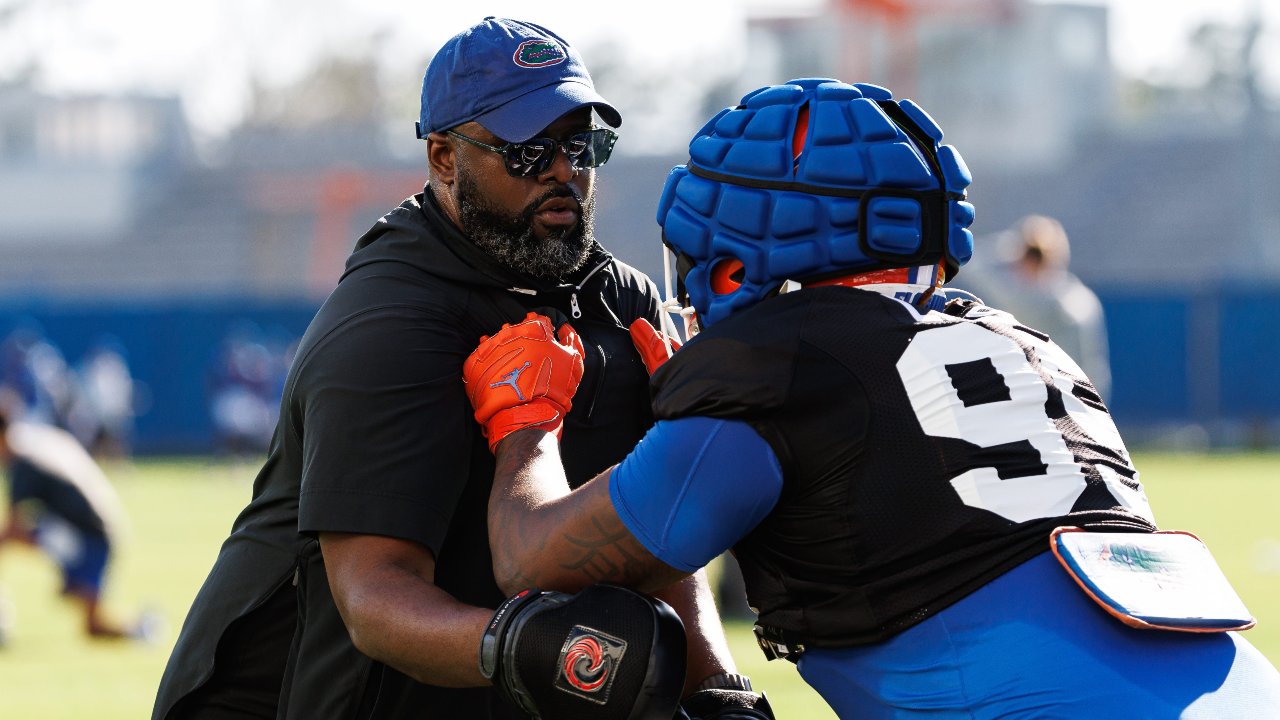 Florida Locks Official Visit With 6-7 ‘Towering’ DL Who Posted 14 TFL—5 Blue Bloods Left Behind