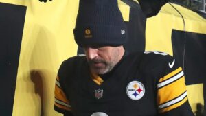 Steelers Pay Up To $25M To Bring Back 42-Year-Old Aaron Rodgers After He Said ‘This Is It’