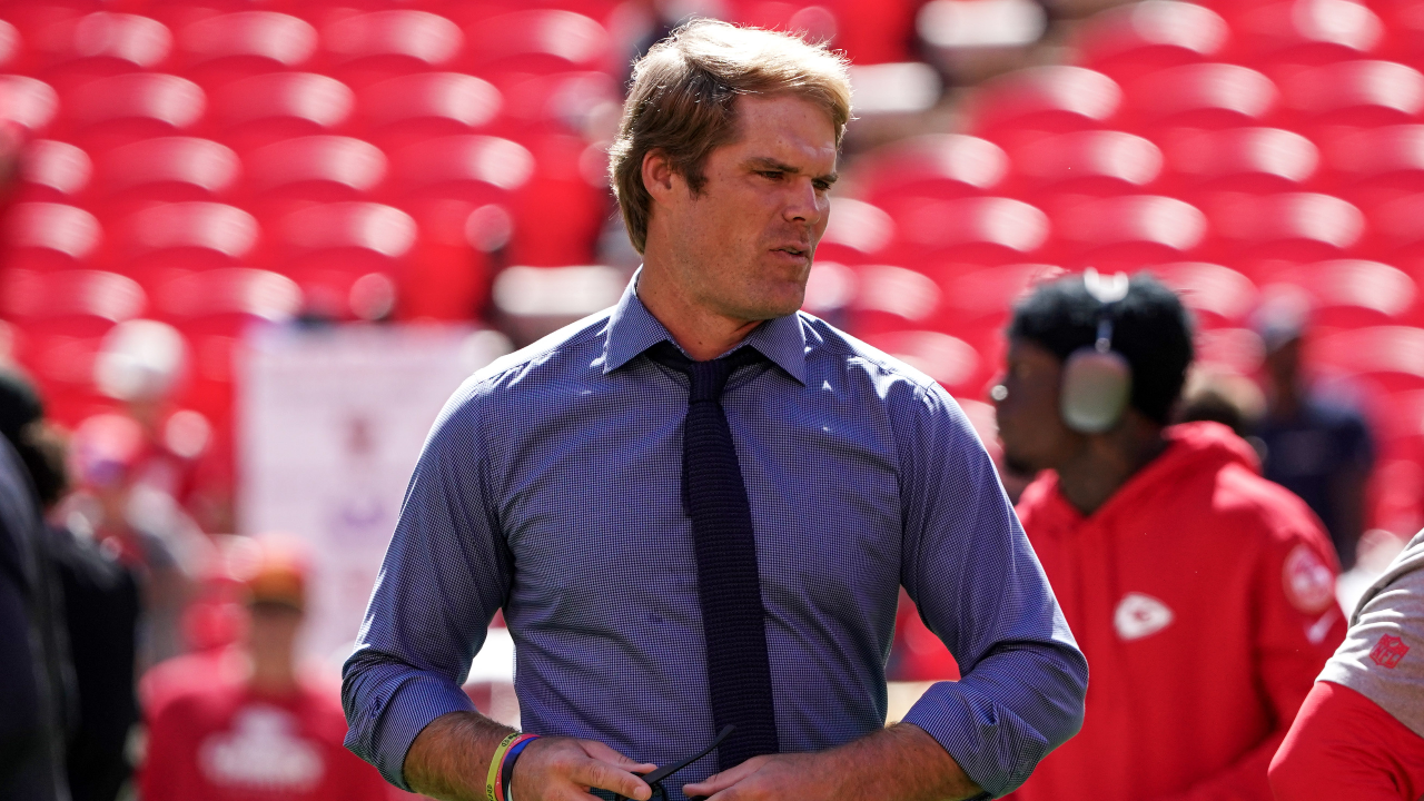 Brady’s $37.5M-A-Year Voice Loses Best Analyst Award To The Man He Replaced