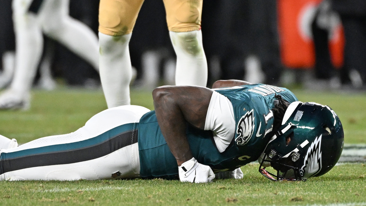 Eagles’ AJ Brown $29M Patriots Trade Stalls as Celtics’ Historic Collapse Rocks Boston
