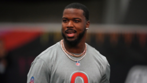 Texans’ Undrafted Backup Becomes NFL’s Third-Highest-Paid Linebacker