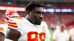 Patriots Toss Lifeline to Robinson After Chiefs’ 2 Early Picks Buried His Spot