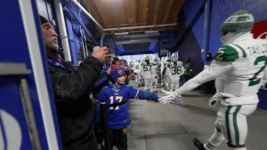 Packers Replace Desmond Ridder With 14-Year Veteran Tyrod Taylor