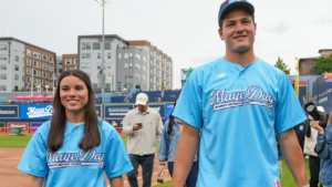 Patriots’ ‘First Lady’ Went From Middle School Girlfriend To Super Bowl Wife