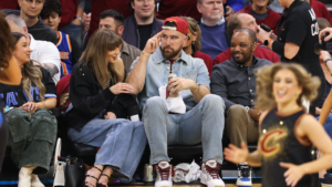 $2B Pop Icon Taylor Swift Chooses Chiefs’ Kelce Over Hollywood Friends