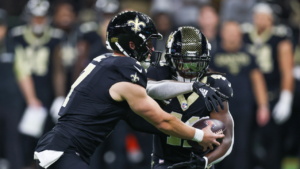 Kamara Fakes Hamstring Grab at Bananas Game as $11.5M Saints Exit Looms
